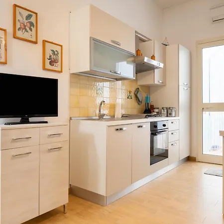 Casa A Torre Ovo 250m Dal Mare Torricella (Taranto)