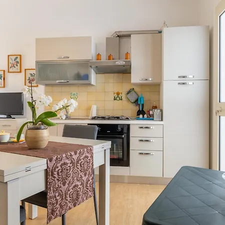 Casa A Torre Ovo 250m Dal Mare * Torricella (Taranto)